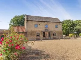 6 Bed in Three Holes oc-t31855