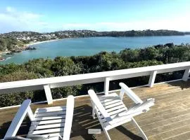 Gorgeous beach house on Oneroa Bay