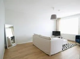Spacious Apartment for 6