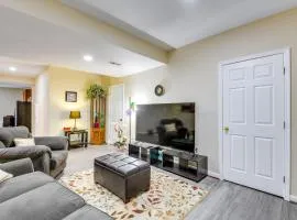 Pets Welcome! Cozy Family Apartment in Sterling