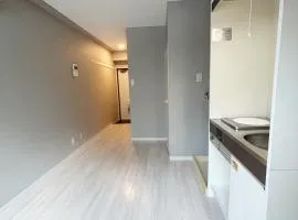 Shinjuku Center 新宿中心#Shinjuku kabukicho#3 min walk from subway##高速无限制网路#新装修高级公寓#大楼一层入口自动锁门Newly renovated#404