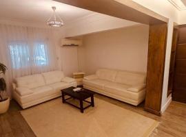 Cozy maadi 1 bedroom apartment, Hotel in Kairo