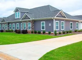 Fully Furnished 3BR Subdivision Amenities