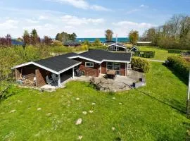 Holiday Home Bjarke - 200m from the sea by Interhome