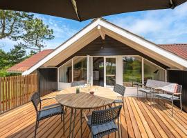 Holiday Home Cornelia - 100m to the fjord by Interhome, hotel u gradu Skjern