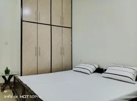 Street 7 Apartment
