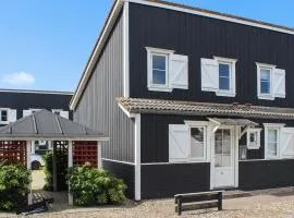 Apartment Eleen - 100m to the inlet by Interhome