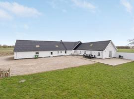 Holiday Home Folkar - 3km to the fjord by Interhome, hotel u gradu Thyholm