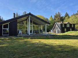 Holiday Home Aswarth - 50m to the fjord by Interhome, hotel u gradu 'Fur'