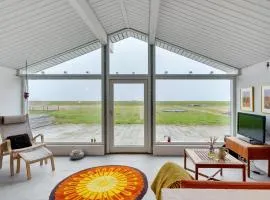 Holiday Home Gundborg - 100m from the sea by Interhome
