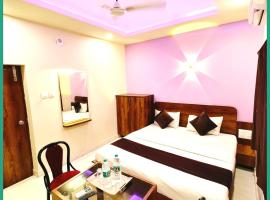 Hotel Blue Sagar Near Metta Buddharam Temple, hotel i Bodh Gaya