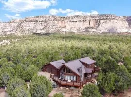 Close to Zion Panaramic views Pet Friendly