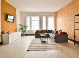 Kings Building – Modern 2-Bed City Apartment