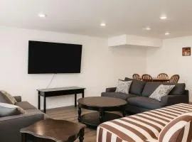 Sooke Mountain View Suite