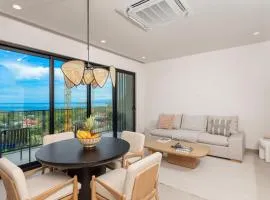 Cielo de Coco at Naumi, Ocean Views & Beach Club