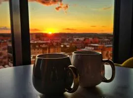 Golden Horizon Hanza Tower - SPA & Sky View