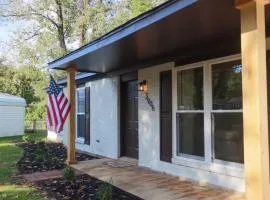 Oak Glen Huntsville Rambler Retreat