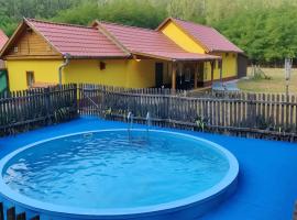 B&eacute;ke Tanya, hotel com piscinas em Ny&aacute;rsap&aacute;t