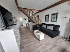 Lovely house on Santa Maria Island Azores, Hotel in Santa Bárbara