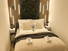 VIBE S33 Apartman,AC,Free Parking