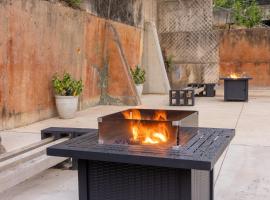 Historic DTWN Studio, Walk to Bathhouses, Shops, Room # 103、ホット・スプリングスのホテル