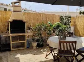 SeaBreeze Bungalow & BBQ & Terrace