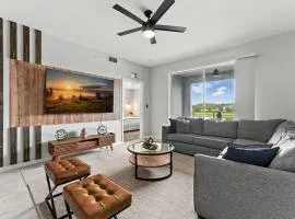 Elegant 2BR in Storey Lake Top Location