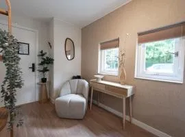 Budget Room Near University Tilburg with Wifi