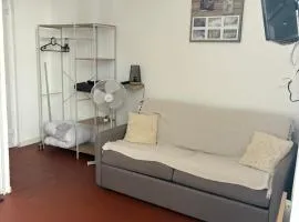 Cocoon 3 - Studio bohème rénové Centre historique Beaucaire