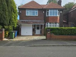 4 bed detached house near Manchester Airport Manchester -Cheadle