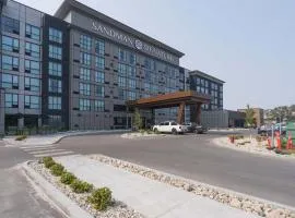 Sandman Signature Winnipeg Airport Hotel & Suites