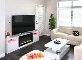 2Bedrooms Lakeview Loft Walk to Mill Ave and ASU