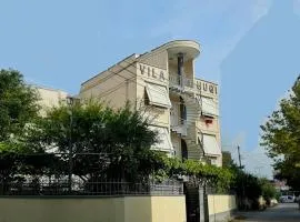 Vila huqi