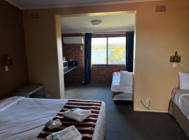 Riverview Motor Inn, hotel in Taree