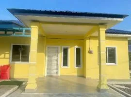 Nur Homestay