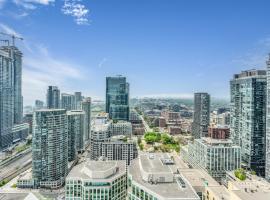 Modern Toronto Lake View & CN Tower View - One Free Parking, hotel in Toronto