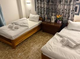 Mountain Whisper Homestay Yuksom, chal&eacute; alpino em Pemayangtse