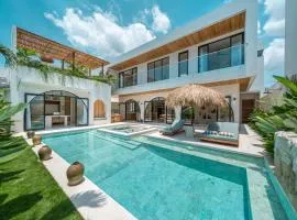 Bimini - Luxury 4BR Private Pool Villa in Canggu with Jacuzzi