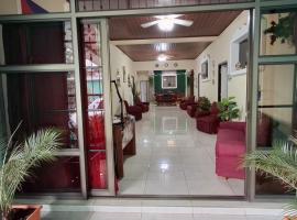 Hostal Casa Habana, guest house in Managua