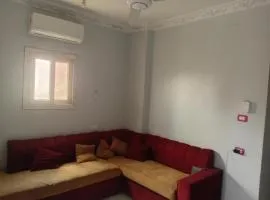 الحي الاول