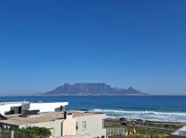 2WhiteWaters Bloubergstrand Homestay