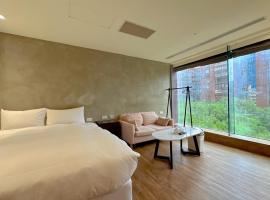 Meworld Hotel - Daan