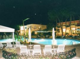 Il Giardino Degli Dei – hotel w mieście Castel Volturno