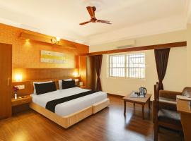 Super Townhouse Oak City Center Kushal Nagar, hotel barato en Madikeri