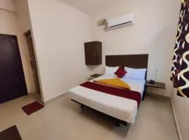 Hotel O Red Moon Residency