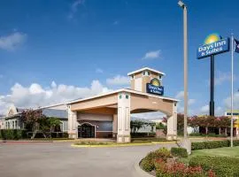 Days Inn & Suites by Wyndham Corpus Christi Central