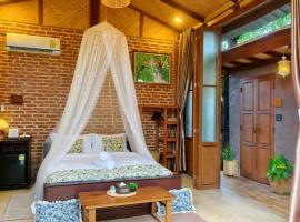 เติมชีวา BarCafe & Guesthouse, hotel in Chiang Rai