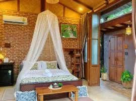 เติมชีวา BarCafe & Guesthouse
