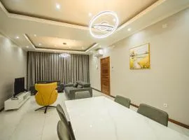 Ultra Aparthotel