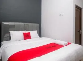 RedDoorz Syariah near UNIMUS Semarang